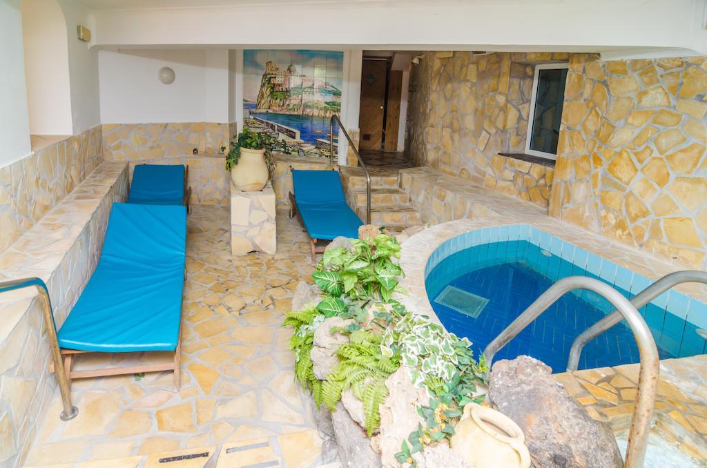 Hotel Flora Wellness & Beauty Isquia Exterior foto
