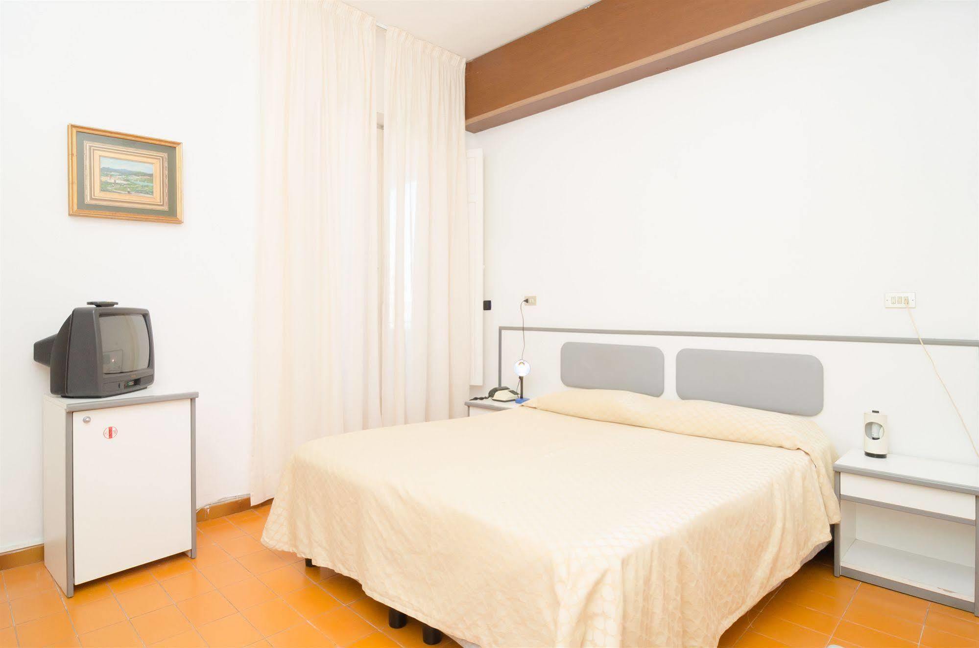 Hotel Flora Wellness & Beauty Isquia Exterior foto