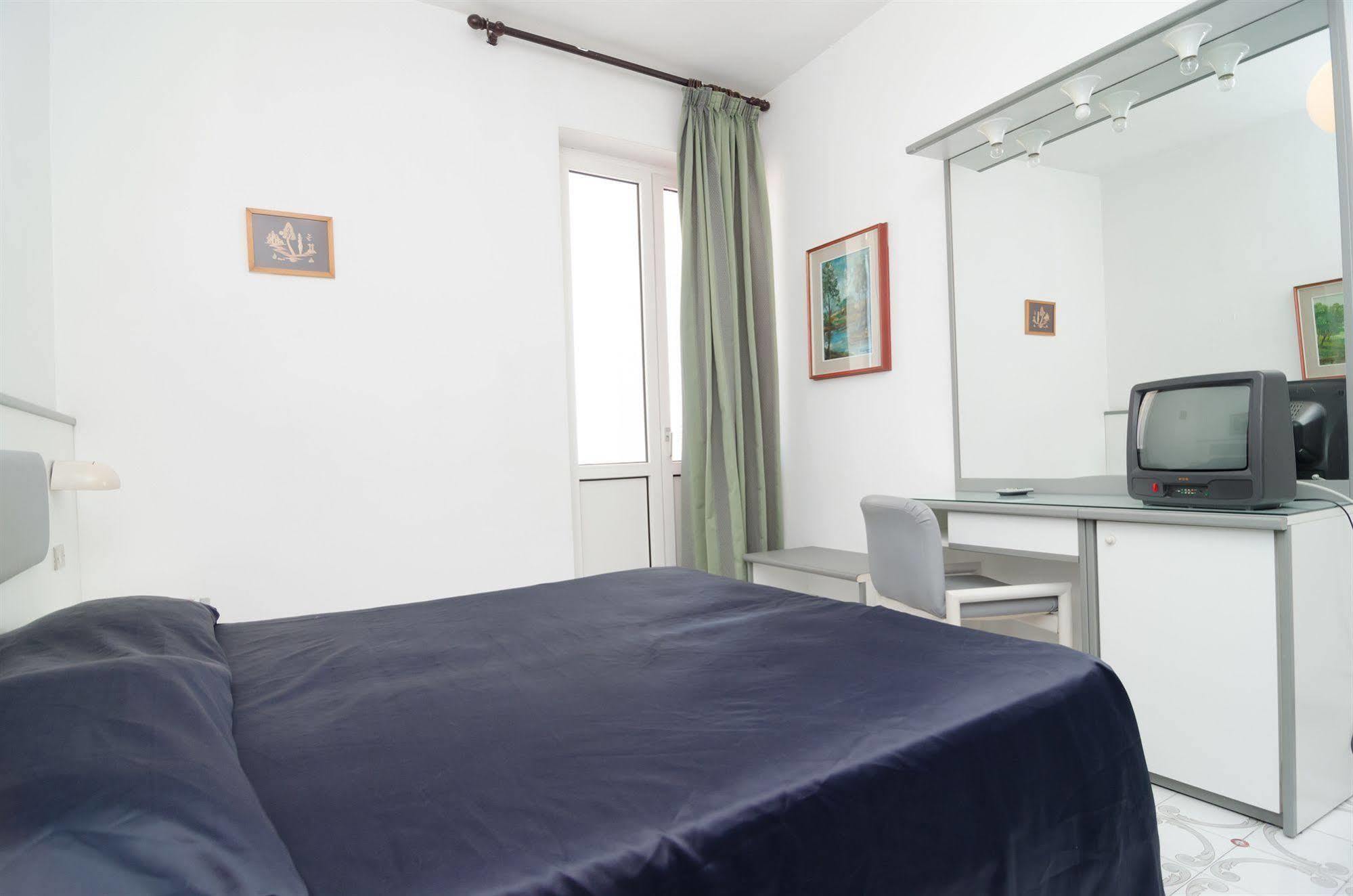 Hotel Flora Wellness & Beauty Isquia Exterior foto